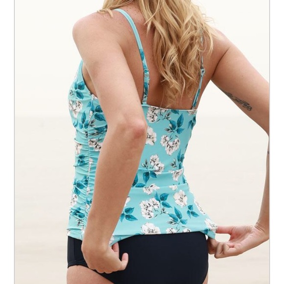 Flower Print Ruched Design Tankini Set - Picture 2 of 5